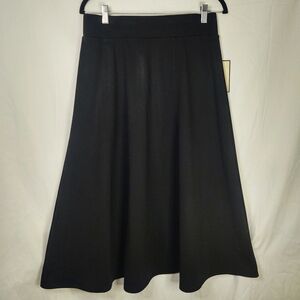 NWT Dana Buchman Flare Ponte Skirt S